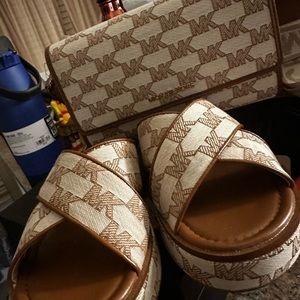 Michael Kors Slides and matching purse